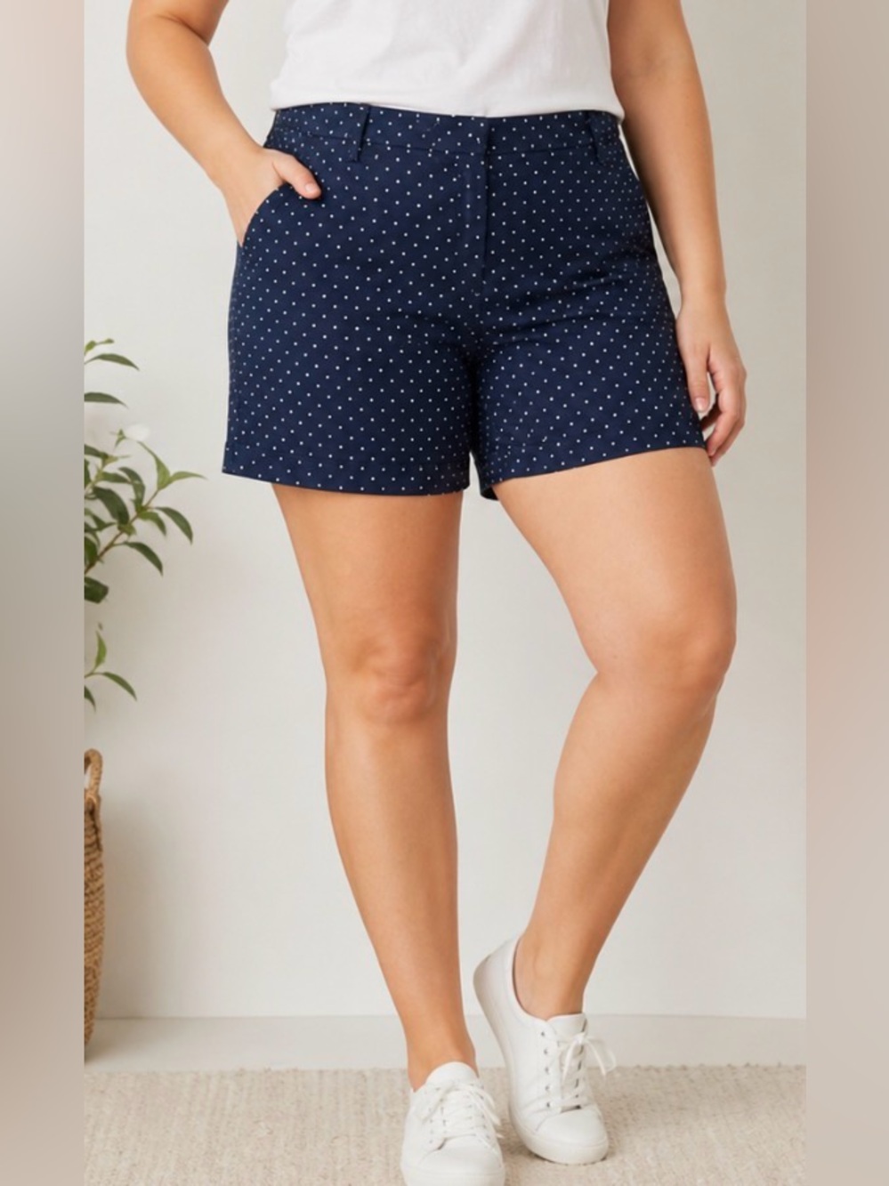 NWT Tommy Hilfiger TH Flex Navy Polka Dot Shorts 16W Plus Size Hollywood